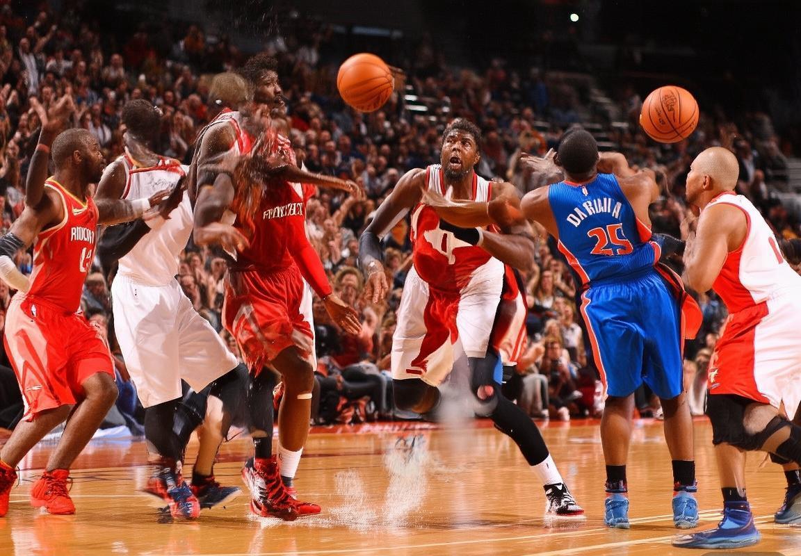 2016年NBA火箭VS活塞经典对决：哈登罗斯闪耀，火箭险胜活塞