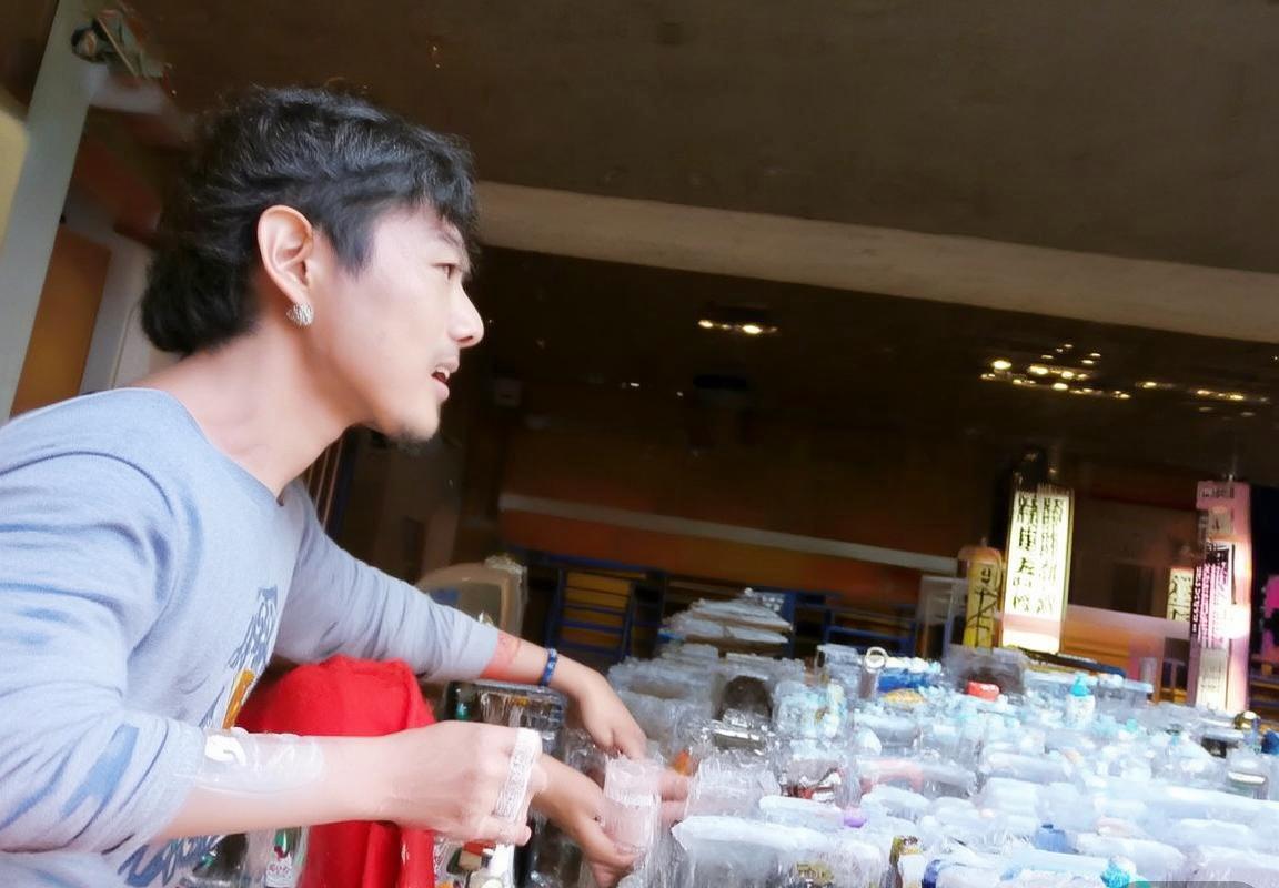 哥本哈根VS霍森斯：精彩对决回顾与战术解析(图2)