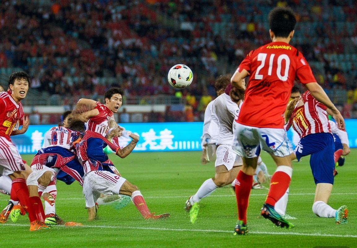 2018中超焦点战：泰达VS重庆巅峰对决全程回顾(图3)